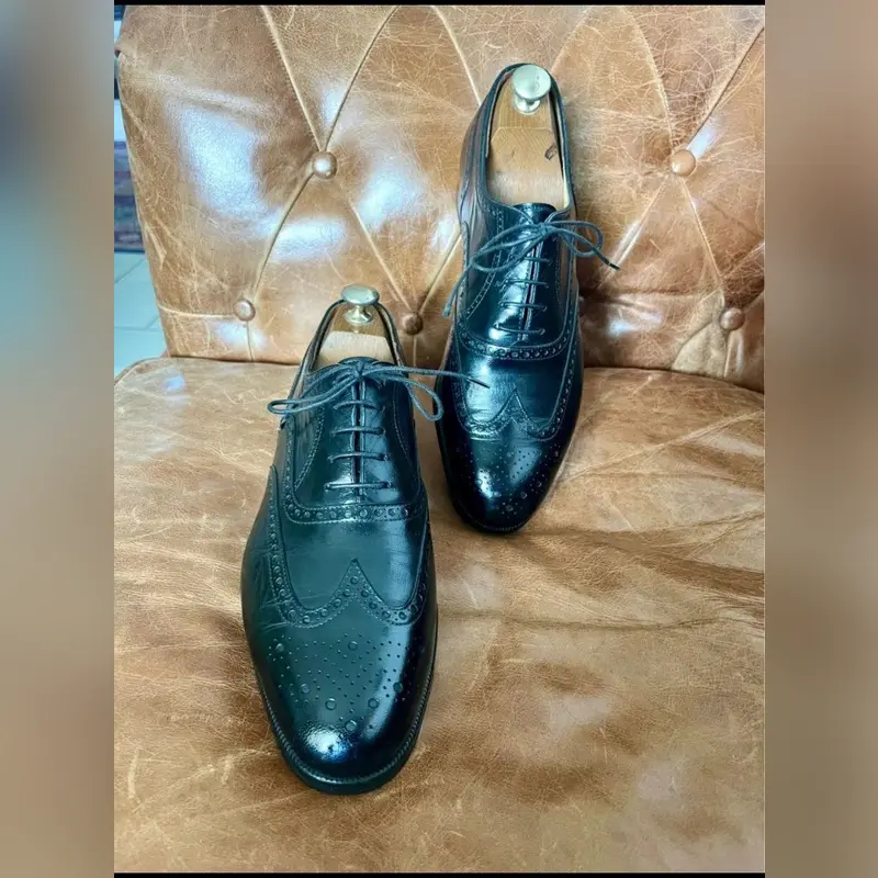 Chaussures de ville en cuir noir pour homme